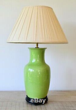 Vintage Oriental Chinese Style Green Ceramic Vase Brass Side Table Hall Lamp