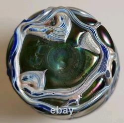 Vintage Pallme Konig Art Nouveau Iridescent GREEN glass threaded vase 8 5/8 tal