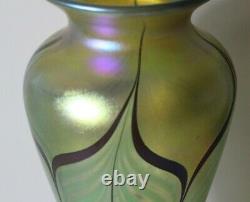 Vintage Vandermark Studios Maroon Pulled Feather Iridescent Aurene Vase 8 3/4