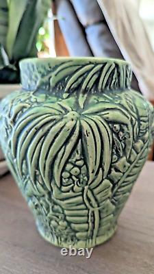 Vintage Weller Pottery Marvo Flower Vase Matte green Foliage flowers ferns