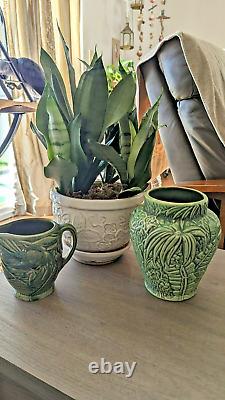 Vintage Weller Pottery Marvo Flower Vase Matte green Foliage flowers ferns