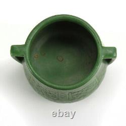 Weller Pottery 3 1/2 Bedford Matte green arts & crafts 2 handle daisy vase