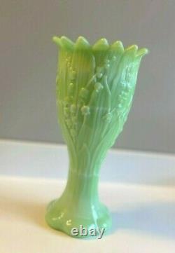 Westmoreland RARE Mint Green Milk Glass Jadeite Slag Vase Lily of the Valley