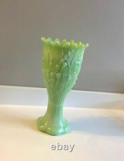 Westmoreland RARE Mint Green Milk Glass Jadeite Slag Vase Lily of the Valley